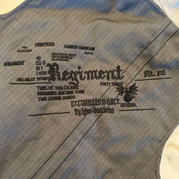 Arsenal 43, Size Large, Grey, Black, Removable hood - Picture 7 of 8